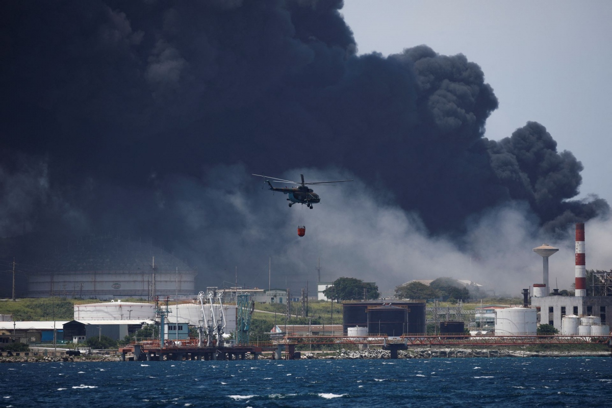 Vietnam extends sympathy to Cuba over oil tank blasts